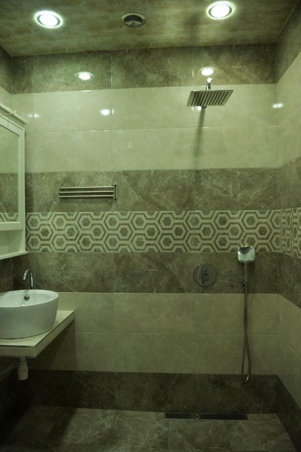 Spacious Modern 2 Bedrooms In